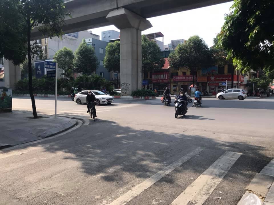 Rẻ Nhất Hà Đông-Mặt phố Quang Trung, kinh doanh - Vỉa hè - 75 m2 - Mặt tiền 5 mét - Giá chào nhỉnh 10 tỷ