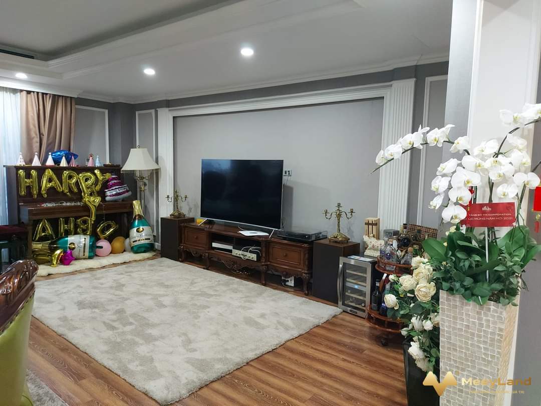 Mặt Phố Quan Nhân / 7 Tầng Thang Máy/ Thanh Xuân: 24 tỷ