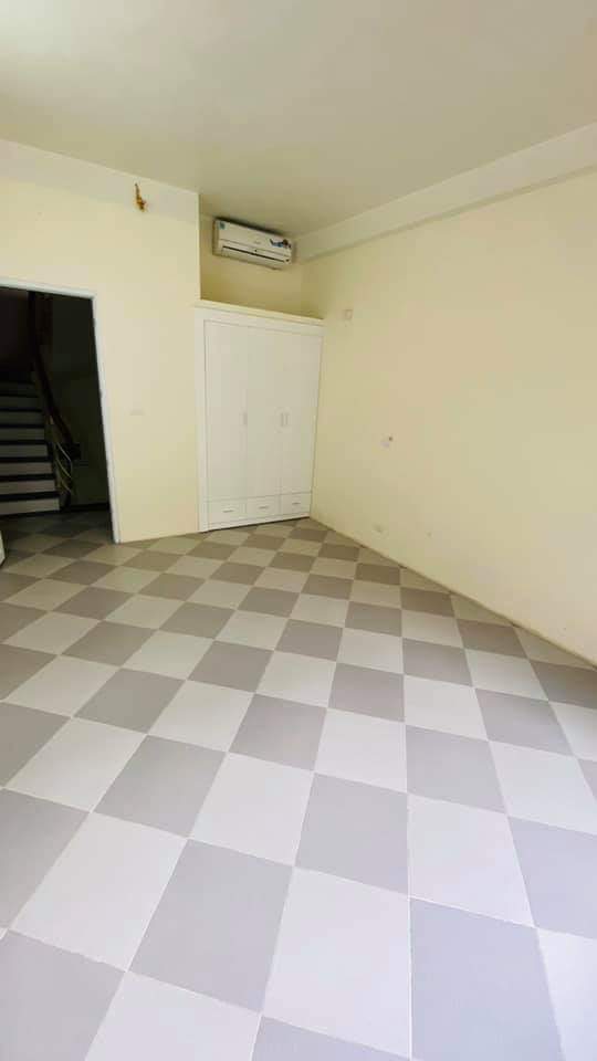 BÁN NHÀ MẶT PHỐ CÁT LINH, ĐỐNG ĐA. VỈA HÈ RỘNG, KD ĐỈNH, GIÁ 28.5 TỶ.