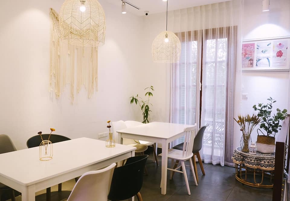 Bán nhà khu đô thị Mỹ Đình 1 quận Nam Từ Liêm 93m 4 tầng 24.5 tỷ kinh doanh sầm uất cho thuê 70 triệu/tháng