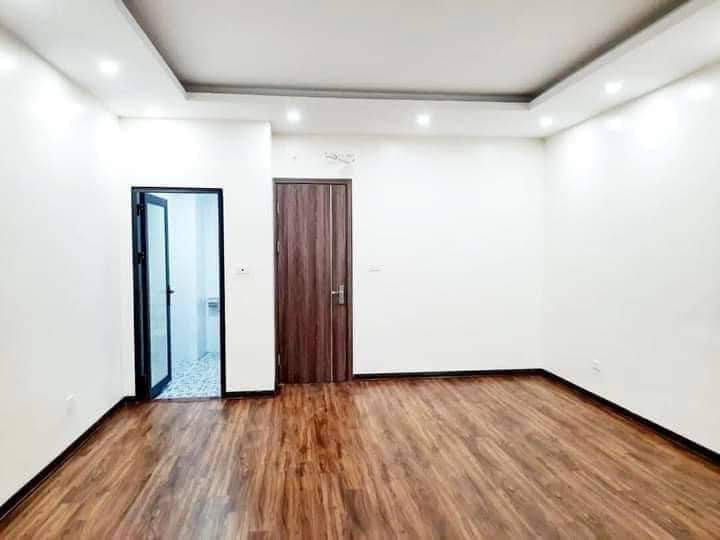 BÁN NHÀ TRẦN QUANG DIỆU, 2 THOÁNG, Ô TÔ TRÁNH, VIEW VƯỜN HOA KINH DOANH VIP 90M2 CHỈ 15 TỶ