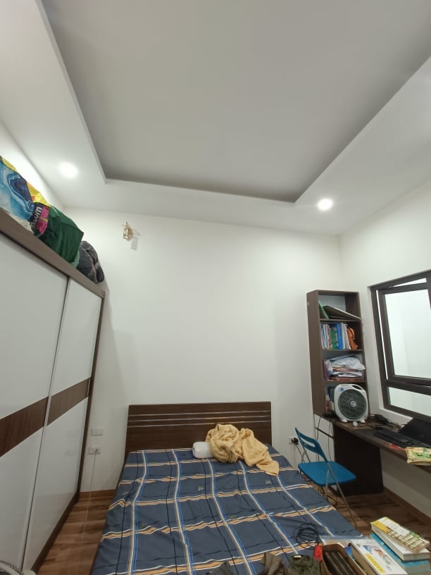 BÁN NHÀ PHÂN LÔ PHÙNG CHÍ KIÊN. Ô TÔ, NHÀ ĐẸP, NGÕ THÔNG, GARA. GIÁ 11.9 TỶ.