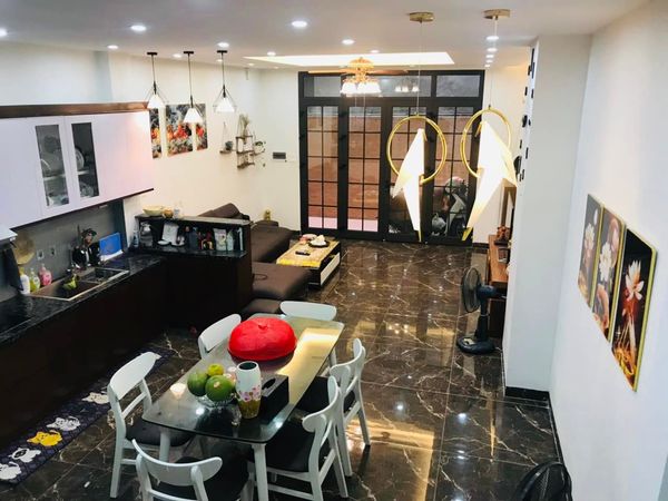 Bán nhà Kim Mã, 75m2 x 4 tầng, mặt tiền 5m, nhà đẹp lung linh