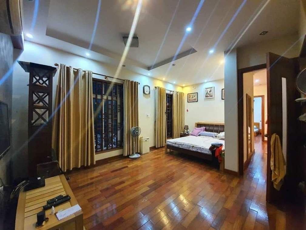 Mặt phố Hàng Cá 50m - Trung tâm Phố cổ - Đẳng cấp Đại gia