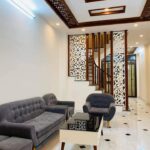 90m2