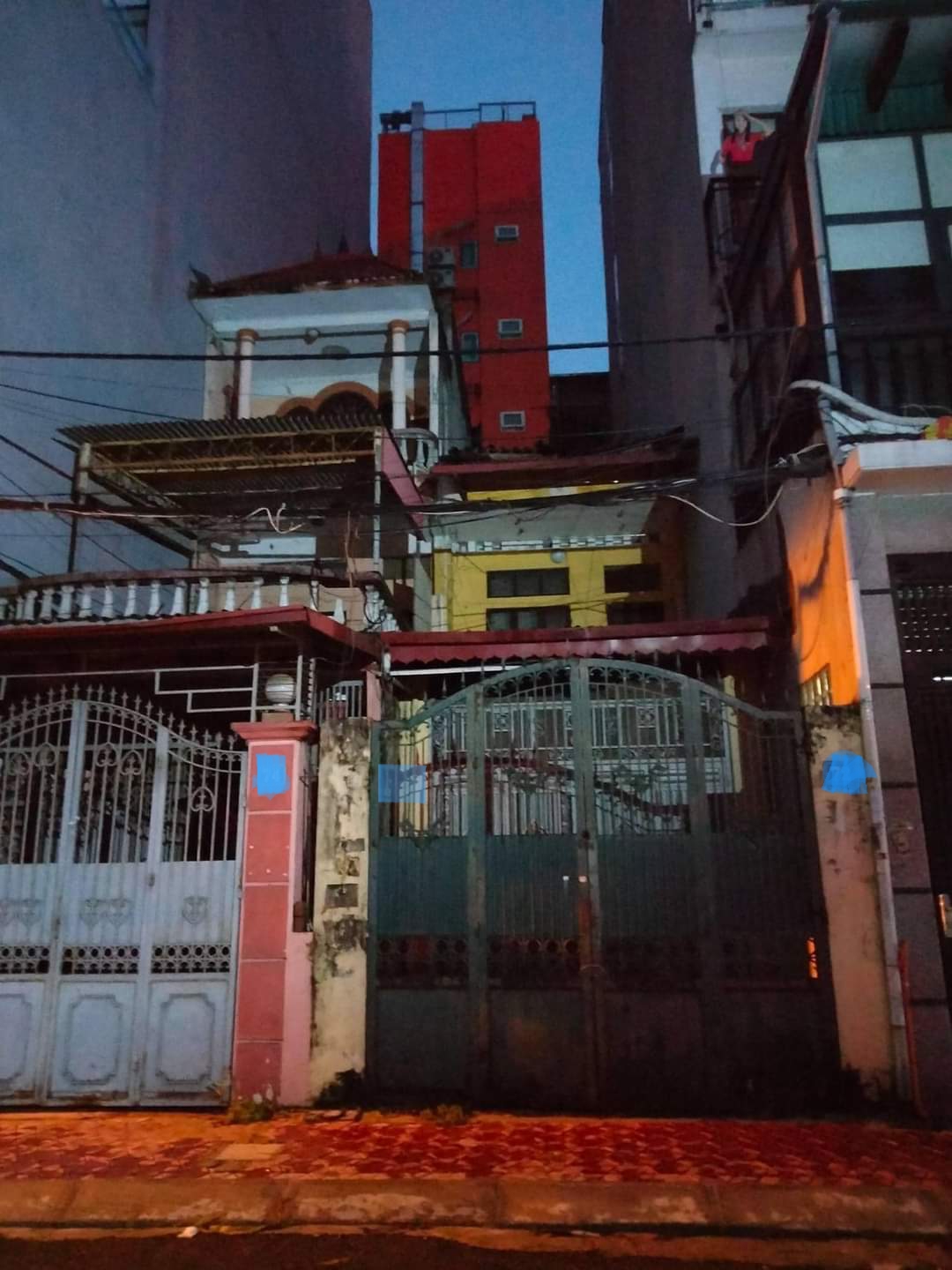 MẶT NGÕ TO NHƯ PHÔ-VỈA HÈ ÔTÔ TRÁNH-KINH DOANH ĐỈNH- HOÀNG QUỐC VIỆT- CẦU GIẤY-DT 139m2-3T-MT 7,5m-Giá 39,5 tỷ.