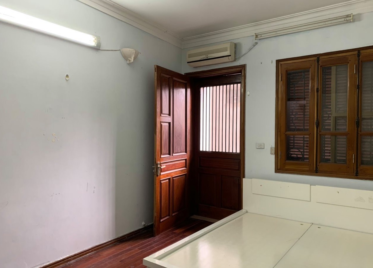 Bán gấp tòa nhà trích sài View hồ Tây 120m,10 tầng, mt 10m kinh doanh đỉnh chỉ 46 tỷ