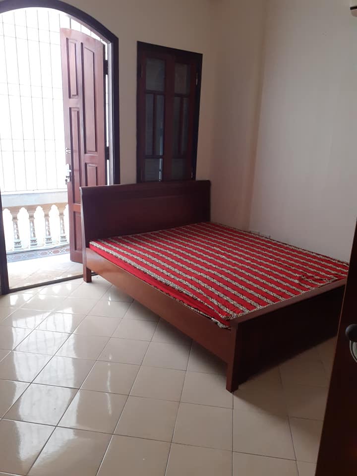 121m2