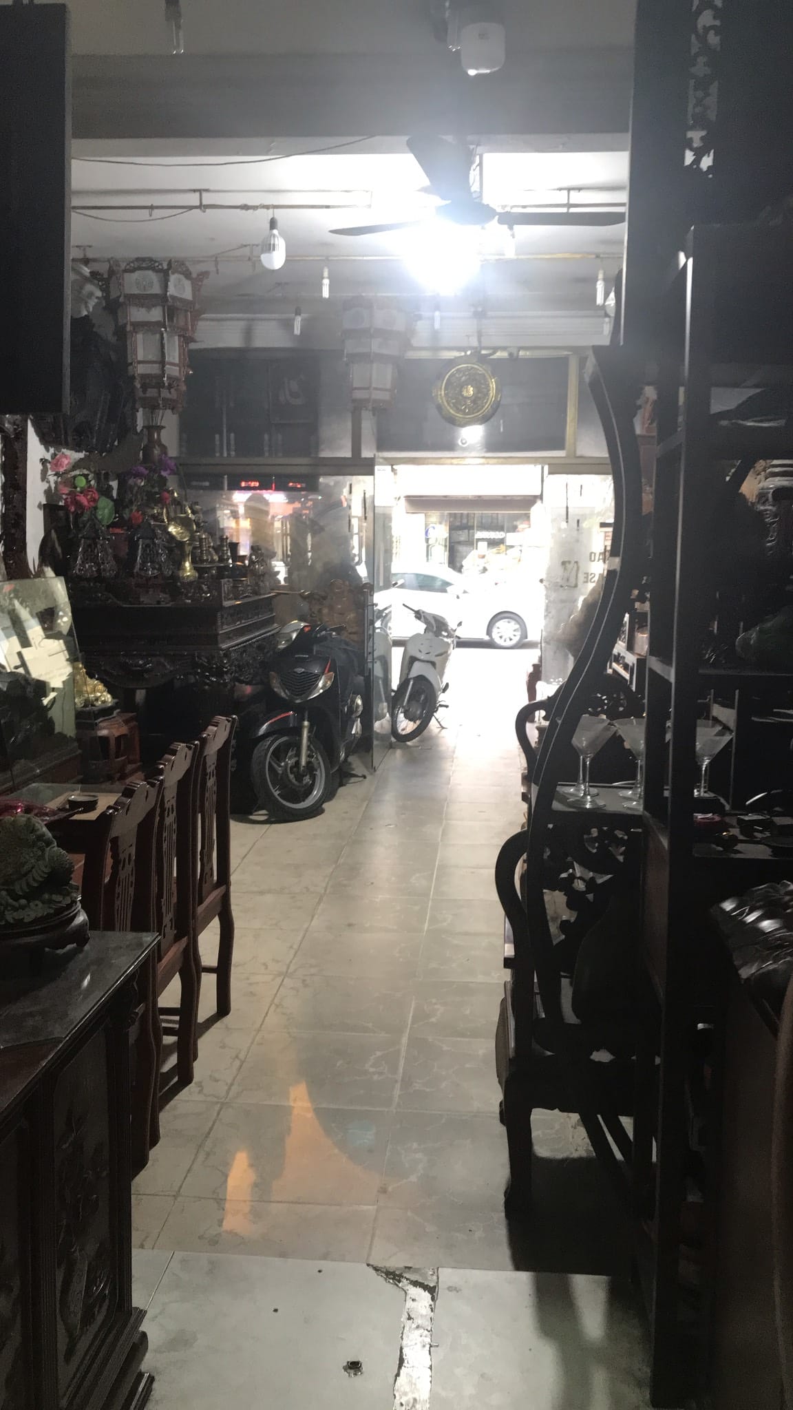 Nhà mặt phố Chùa Quỳnh, kinh doanh tốt, 153m2, mặt tiền 12m, giá 27.5 tỷ