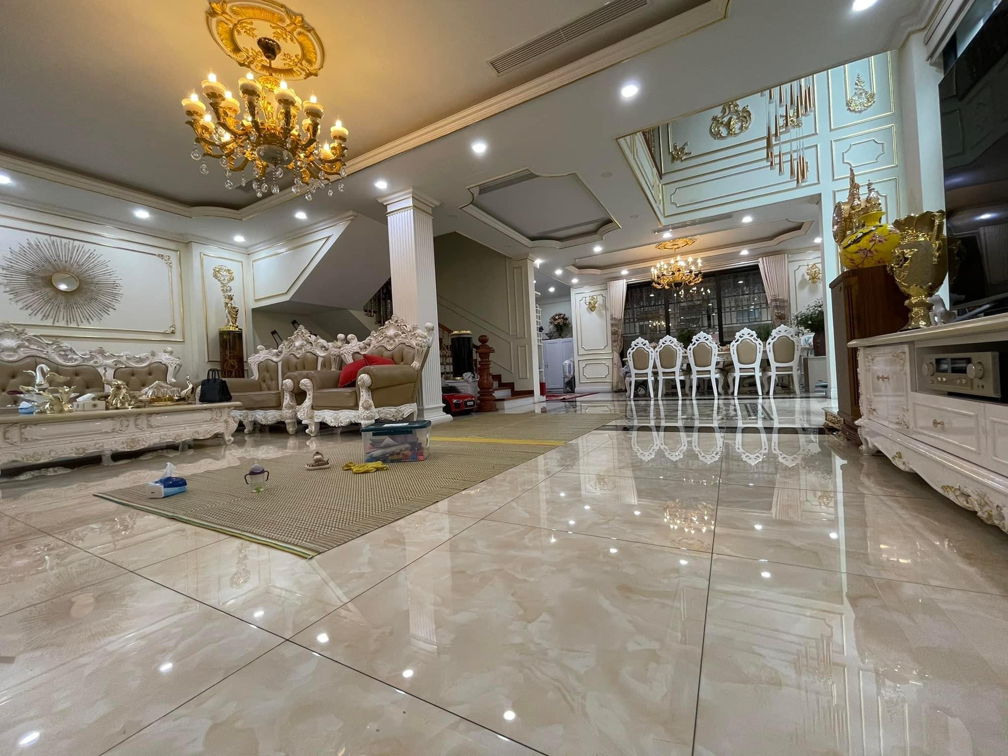 Bán Biệt Thự Sân Vườn KĐT An Hưng Hà Đông Full Nội Thất. 240m2, 36 Tỷ