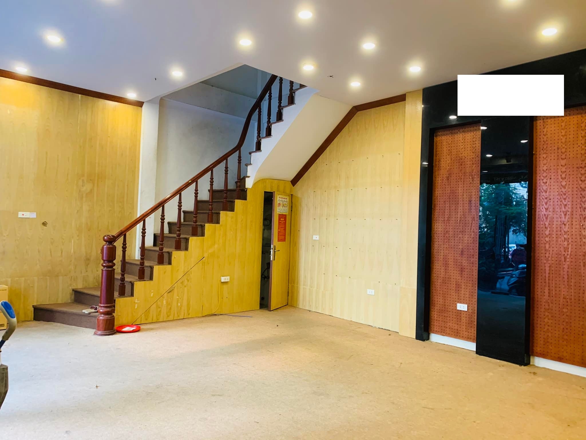 Nhà mặt phố Hòa Mã, 54m2 x 5 tầng, mặt tiền 7.2m, thuê 60 triệu/tháng, giá 32 tỷ