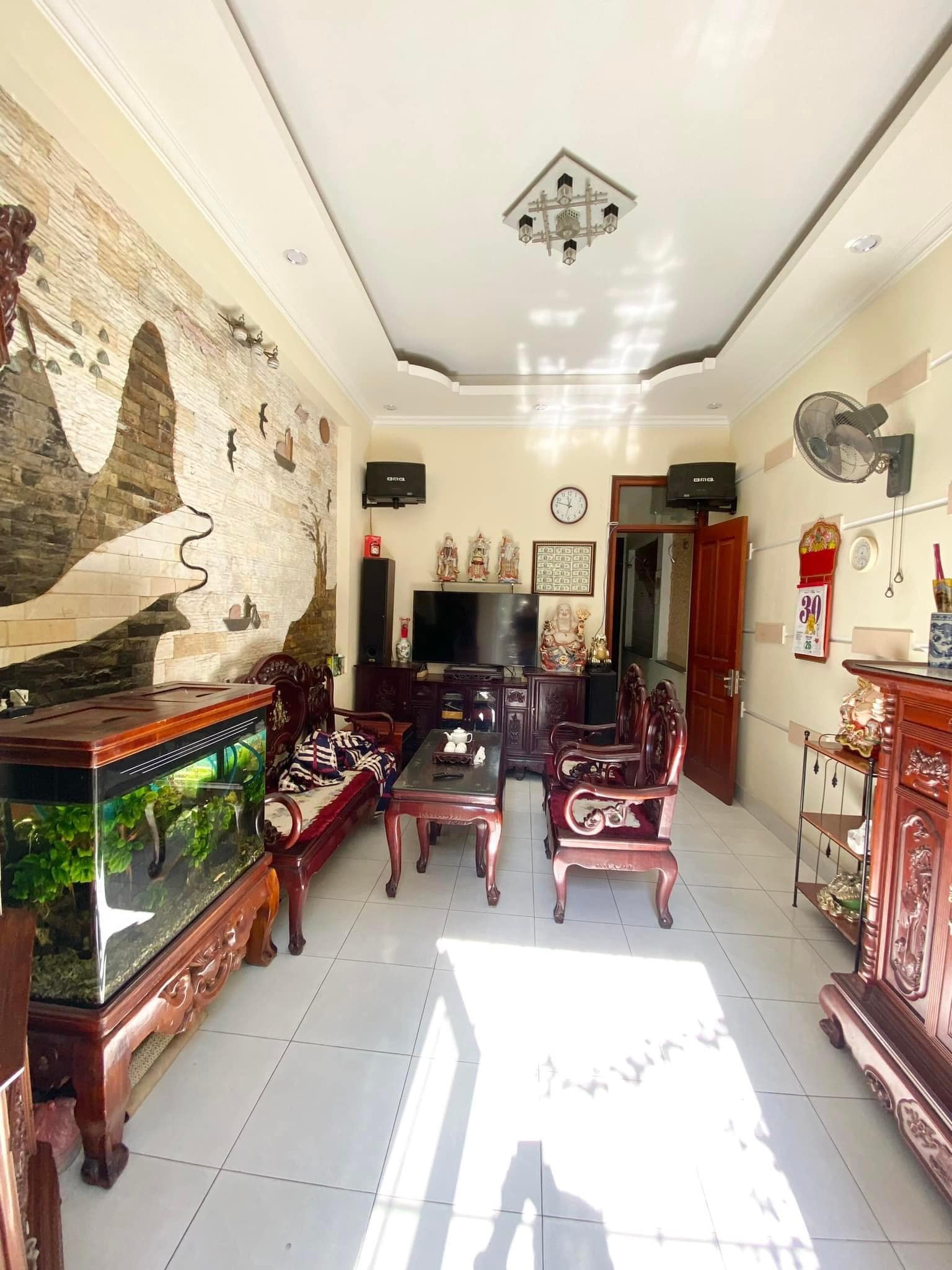 Nhà mặt ngõ 87 Tam Trinh, ô tô tránh, 45m2 x 4 tầng, mặt tiền 3.6m, giá 7.7 tỷ