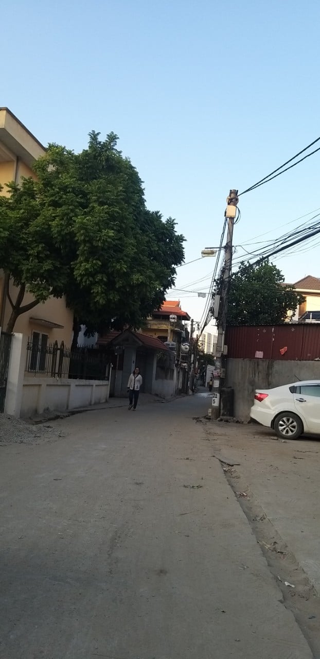 Bán đất ngõ 318 phố Ngọc Trì, 50m2 giá 2,2 tỷ