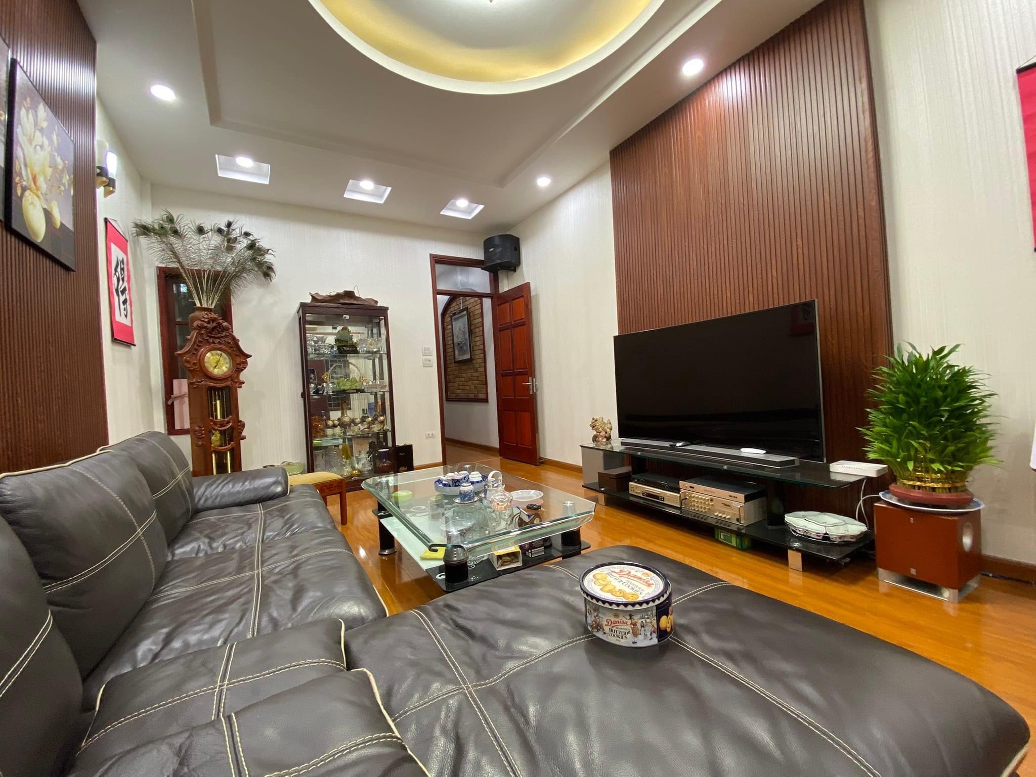 Bán Nhà Phân Lô Quân Đội Ngõ 93 Hoàng Văn Thái. 65m2, 4T, MT Gần 4m