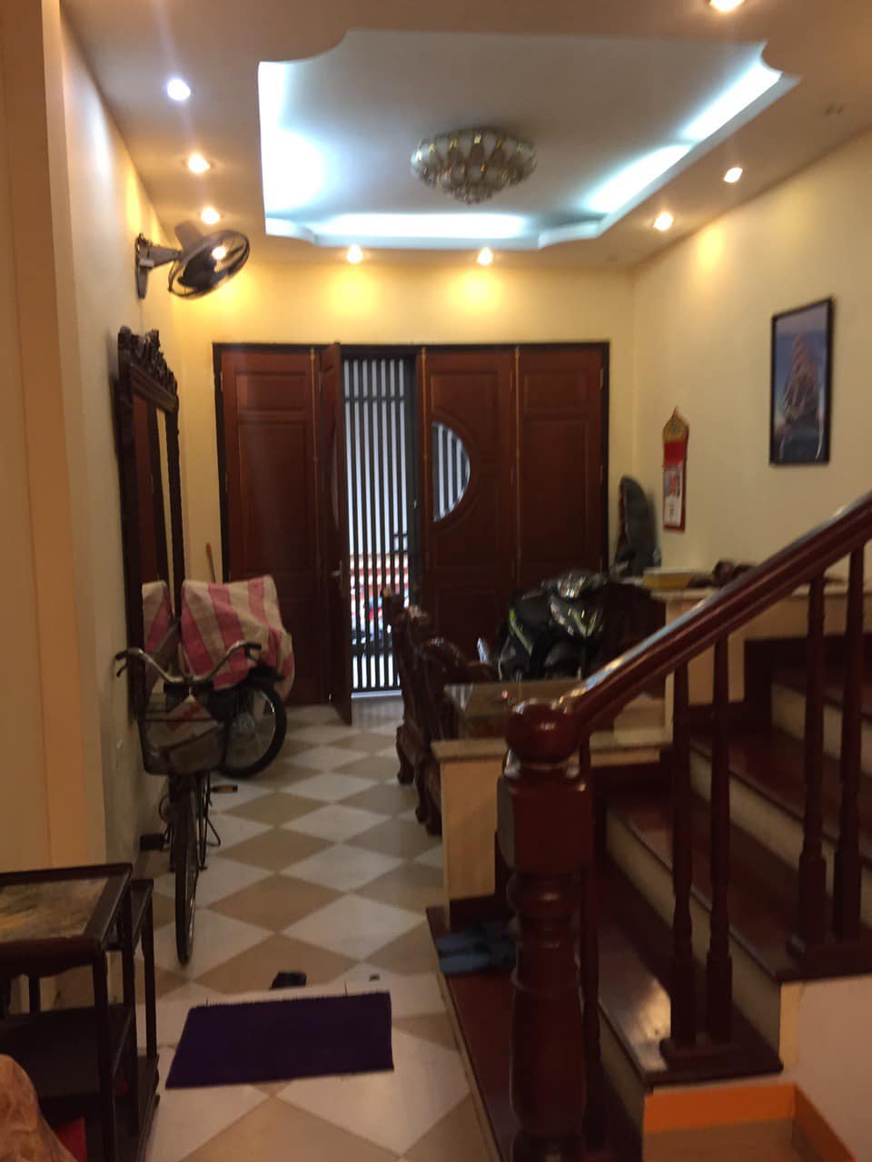 Nhà ngõ 40 Tạ Quang Bửu, ô tô, gần phố, 62m2 x 3 tầng mới, mặt tiền 3.5m, giá 9 tỷ