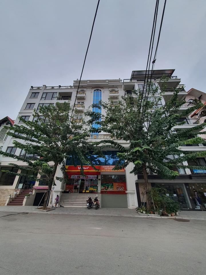 BÁN GẤP NHÀ MẶT PHỐ BẠCH MAI - 210M2 - 8 TẦNG - MT 7,2M.