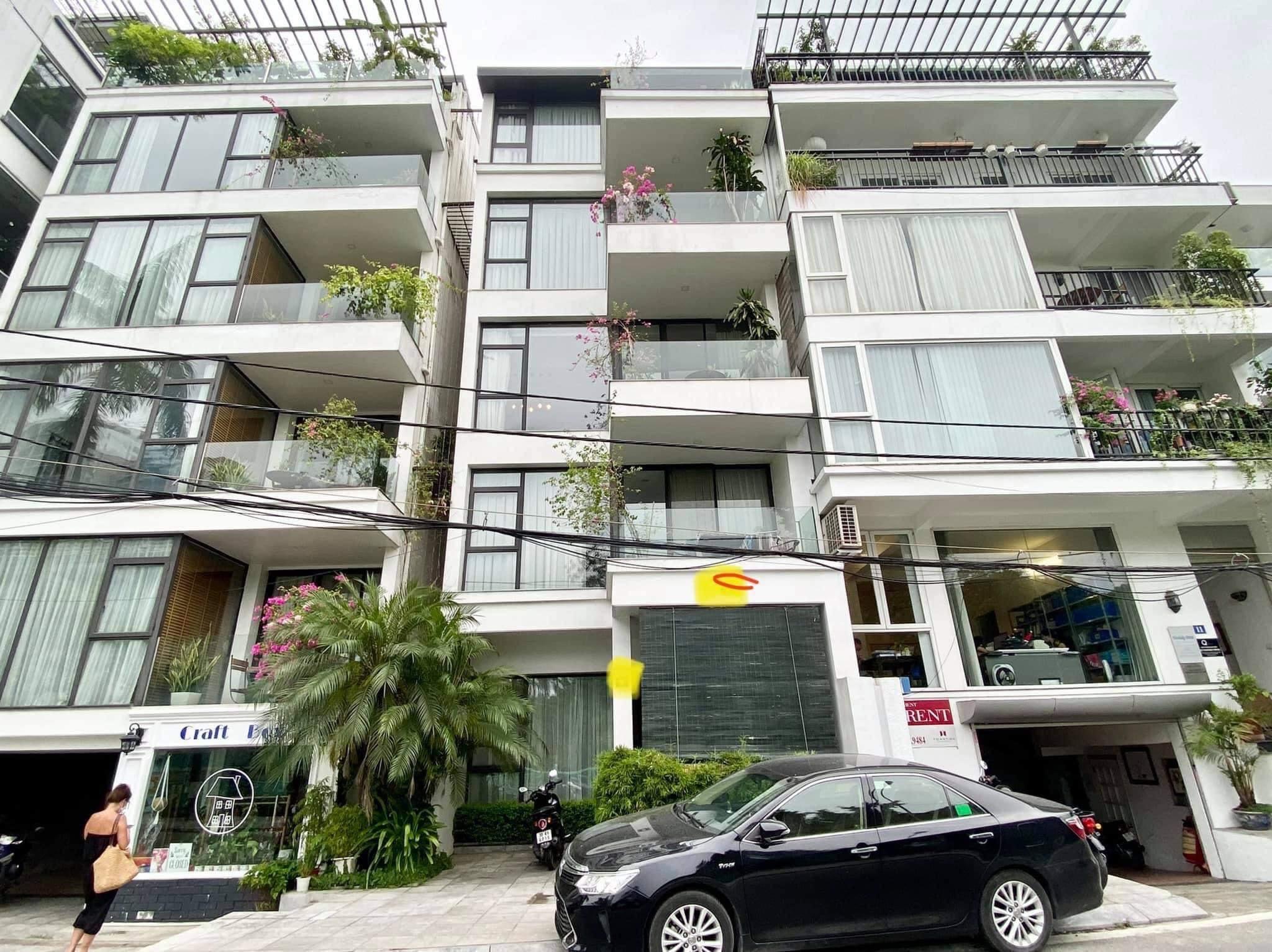 BÁN GẤP NHÀ MẶT PHỐ QUẢNG AN - 150M2 - 4 TẦNG - MT 7M.