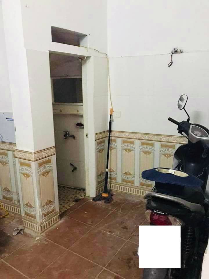 Nhà mặt phố Trần Nhân Tông, gần Công viên Thống Nhất, 25m2, mặt tiền 4.5m, giá 18 tỷ