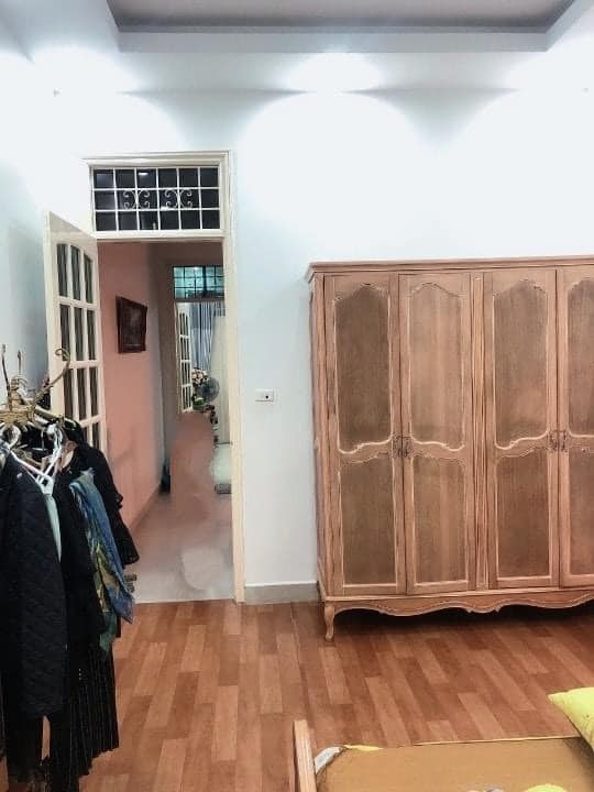 Nhà ĐẸP, phố LINH LANG - BĐ, Dt 62m2, Ôtô đỗ, GARA, Dân trí Cao, Ở & KDVP, gần Hồ Tây.