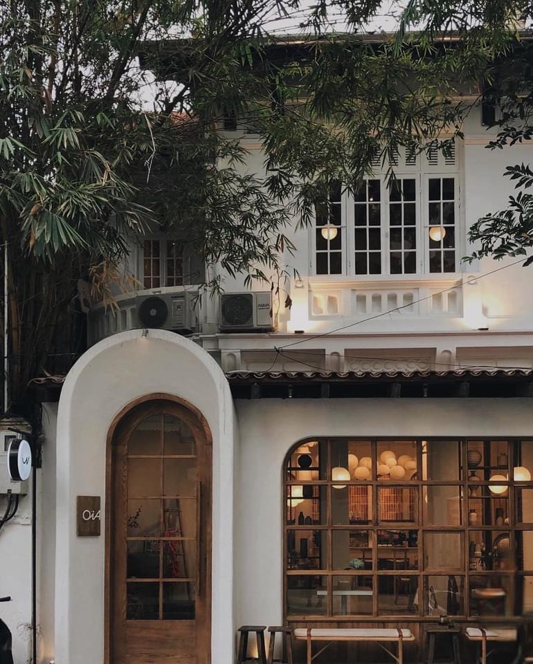 BÁN GẤP NHÀ MẶT PHỐ MÃ MÂY 135M2 - 2 TẦNG - MT 6M - 110 TỶ.