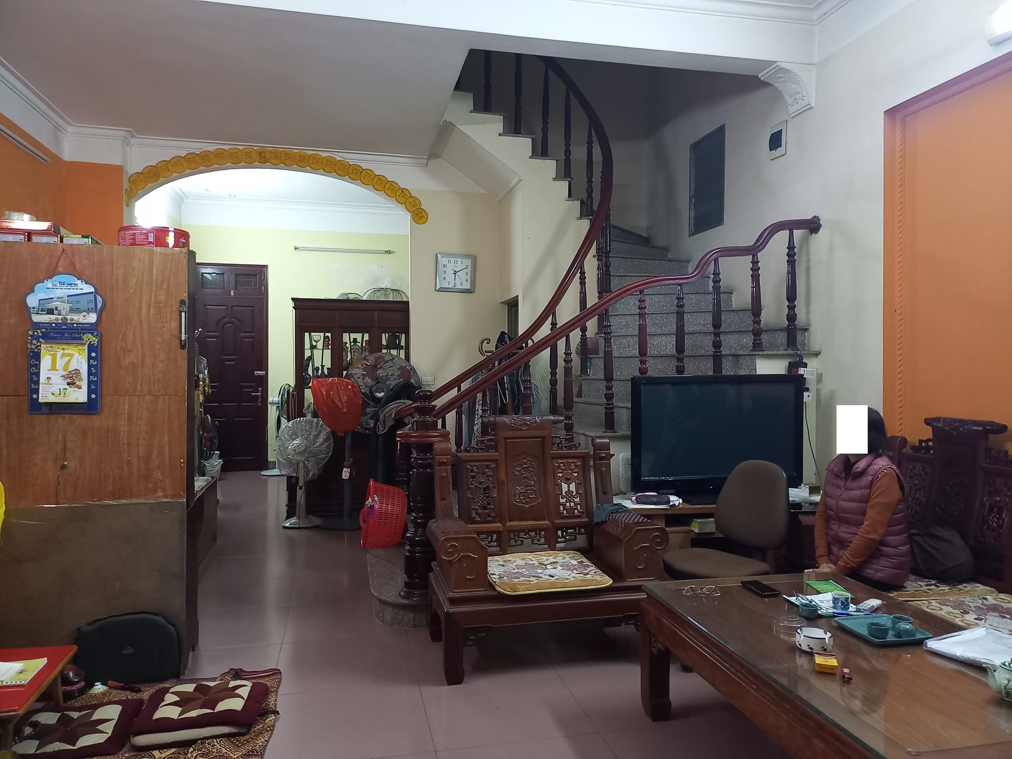 Nhà ngõ 622 Minh Khai, ô tô vào nhà, sổ 93m2, mặt tiền 5.2m, nở hậu, giá 10.5 tỷ