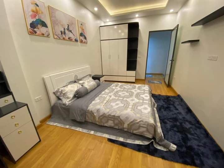 2 tỷ hơn có nhà đẹp 4 tầng sổ đỏ chính chủ ngõ 122 vĩnh tuy hai bà trưng , tặng nội thất