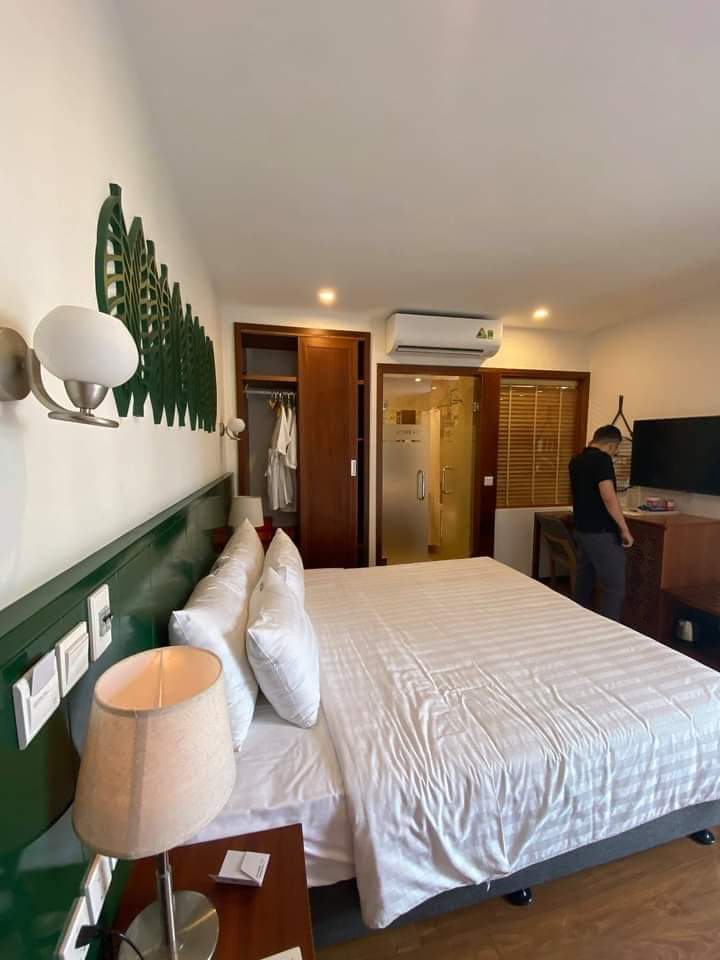 Khách sạn siêu đẹp - trung tâm quận Cầu Giấy – độc quyền nhà phố