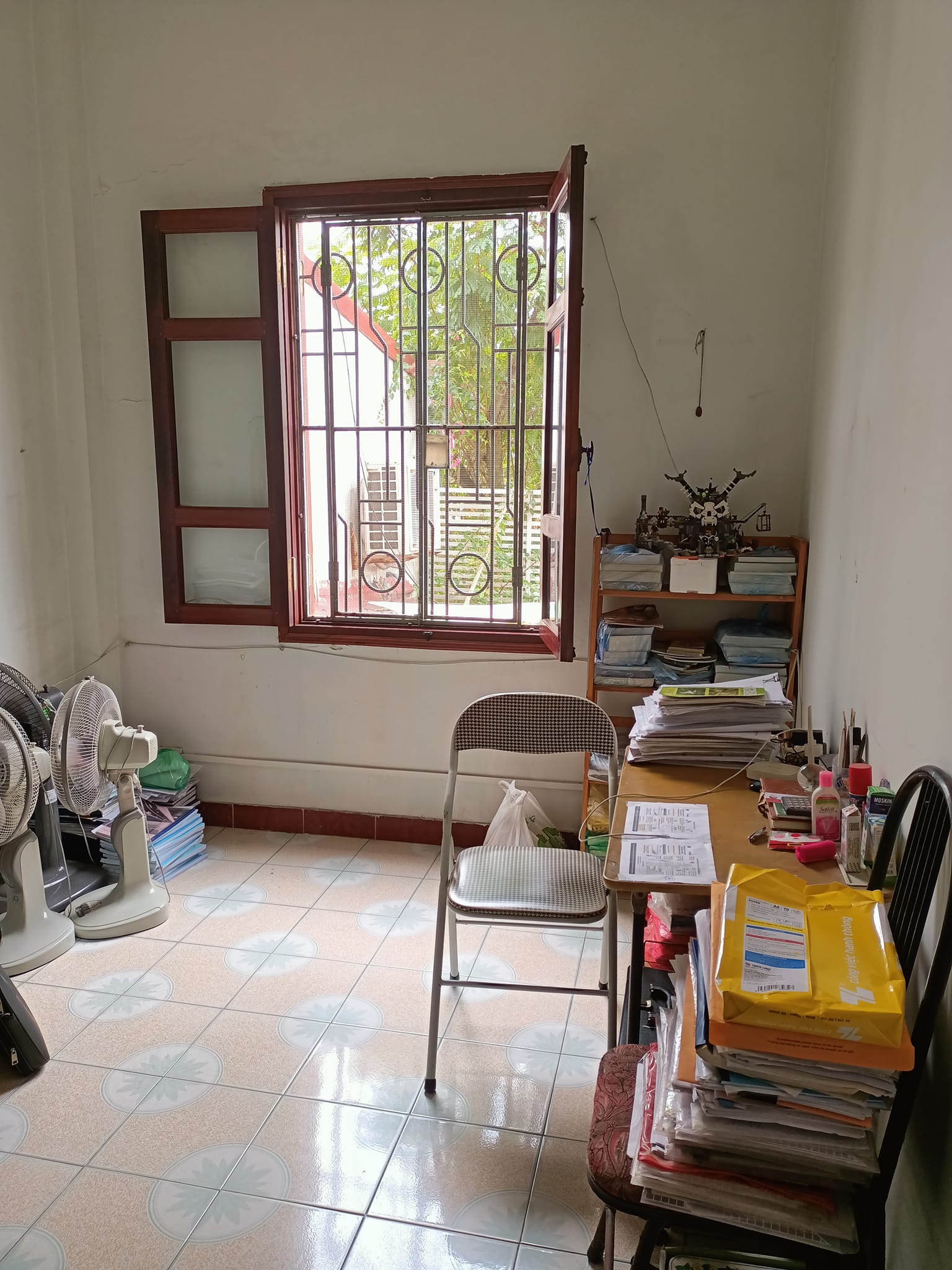 Cần bán gấp nhà Nguyễn Phúc Lai,Đống Đa,38m2 x 4t,Mt 5m,sđcc,0972063073.