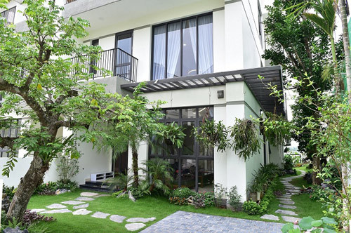 SIÊU BIỆT THỰ DÀNH CHO GIỚI CHÍNH KHÁCH - MẶT PHỐ QUẢNG BÁ - VIEW HỒ - 500M2 - 4 TẦNG - MT 15M.