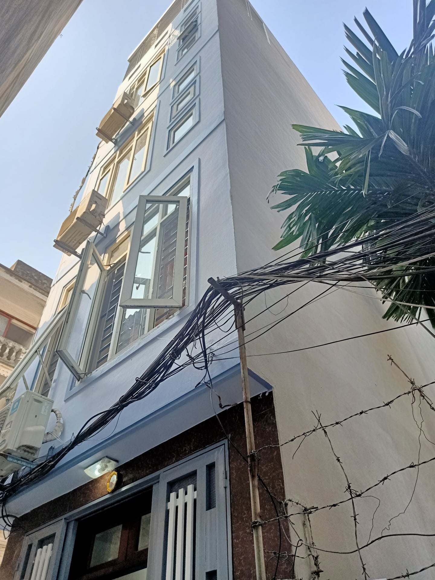 NHÀ ĐẸP HOÀNG MAI – LÔ GÓC 2 THOÁNG – BÁN NHÀ 35M2 5 TẦNG CHỈ 3 TỶ 7 – QUÁ RẺ - HIẾM.