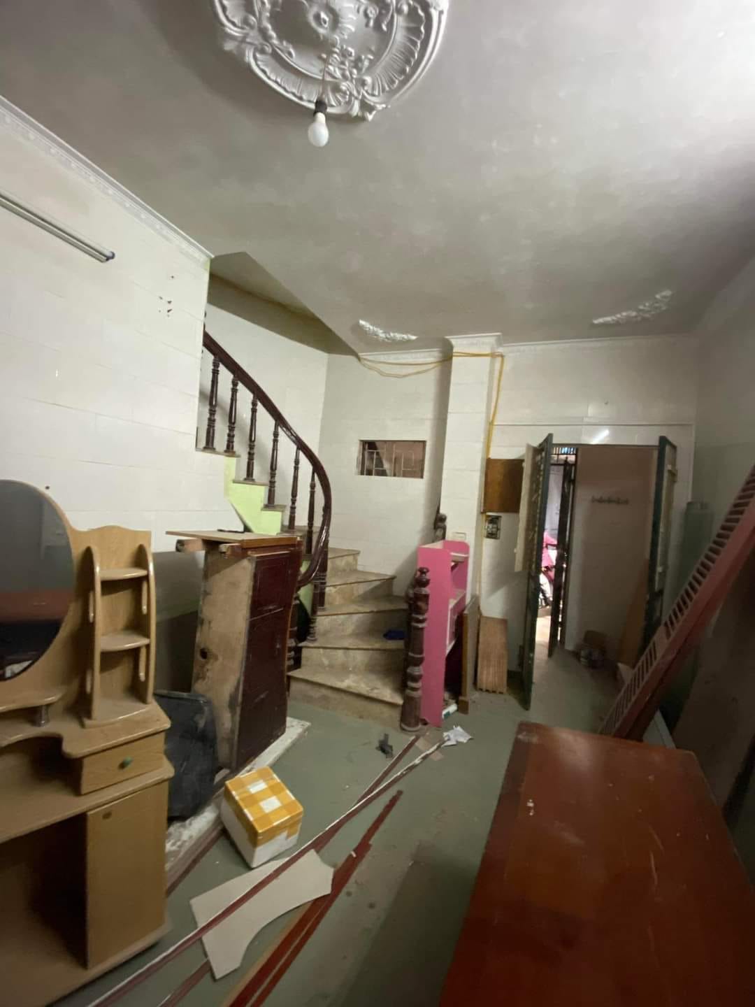 Cách 1 nhà ra mặt phố Minh Khai, ngõ ô tô, kinh doanh, 37m2, mặt tiền 4m, giá 7.5 tỷ