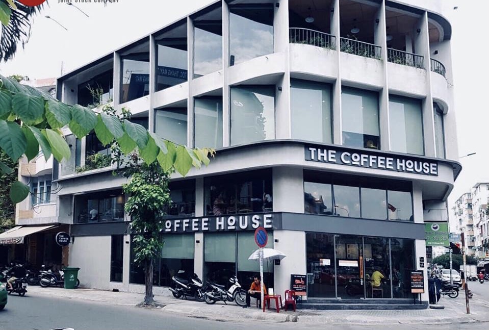 BÁN GẤP NHÀ CỰC KHỦNG MẶT PHỐ TRẦN HƯNG ĐẠO - LÔ GÓC - 1300M2 - MT 28M - 2 TẦNG.