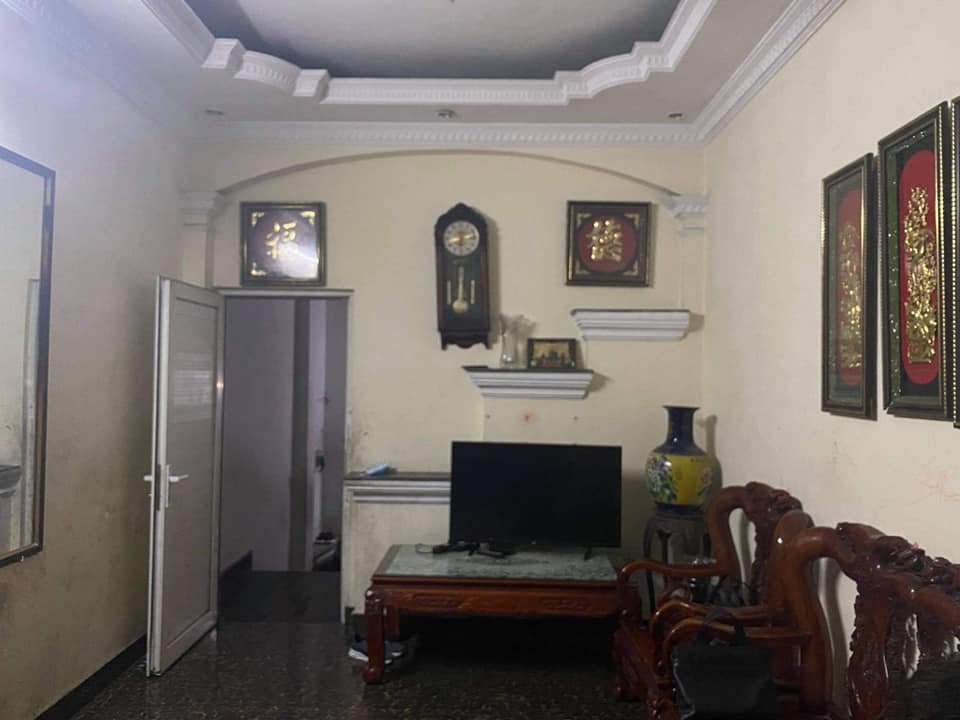 Nhà mặt phố Giải Phóng, gần Kim Đồng, 114m2 x 5 tầng, MT 4m, 53 triệu/tháng, giá 15 tỷ