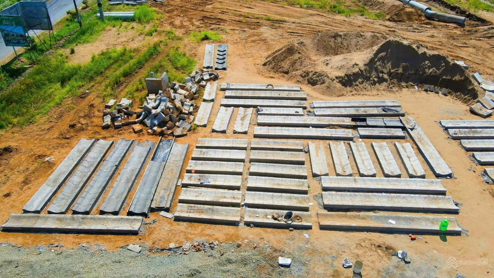 BÁN LÔ GẦN 3.000M2 BIỂN HÒA THẮNG CỰC HIẾM - QUY HOẠCH THỔ CƯ - ĐƯỜNG DT 706 ĐI VÀO 150M - SHR