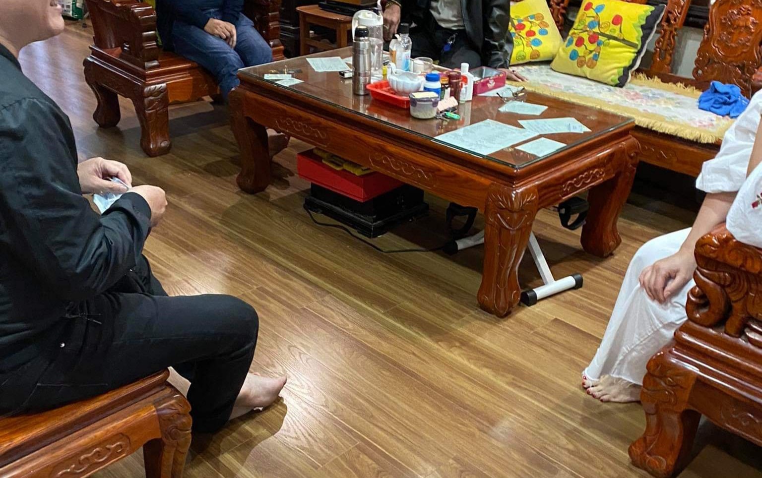 Bán nhà mặt phố tại Đường Phạm Hồng Thái, Phường Trúc Bạch, Ba Đình, Hà Nội diện tích 64m2 giá 23 Tỷ