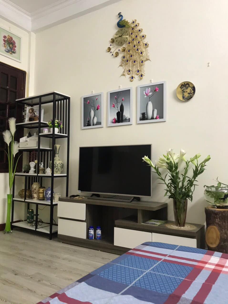 Bán nhà mặt hồ Quỳnh, ngõ 88 Võ Thị Sáu, 47m2 x 4T, 12.5 tỷ, 0985868893