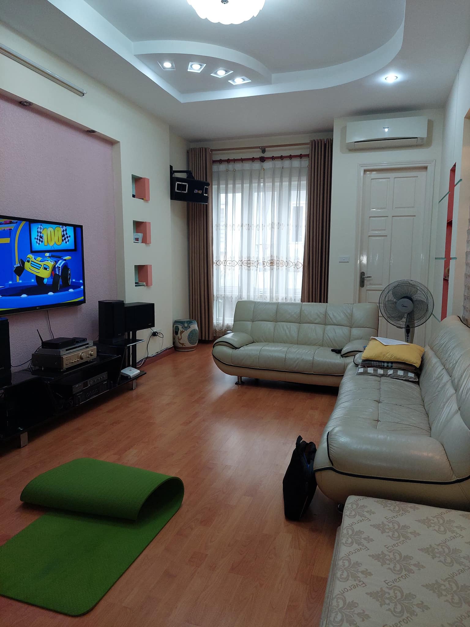 65m2