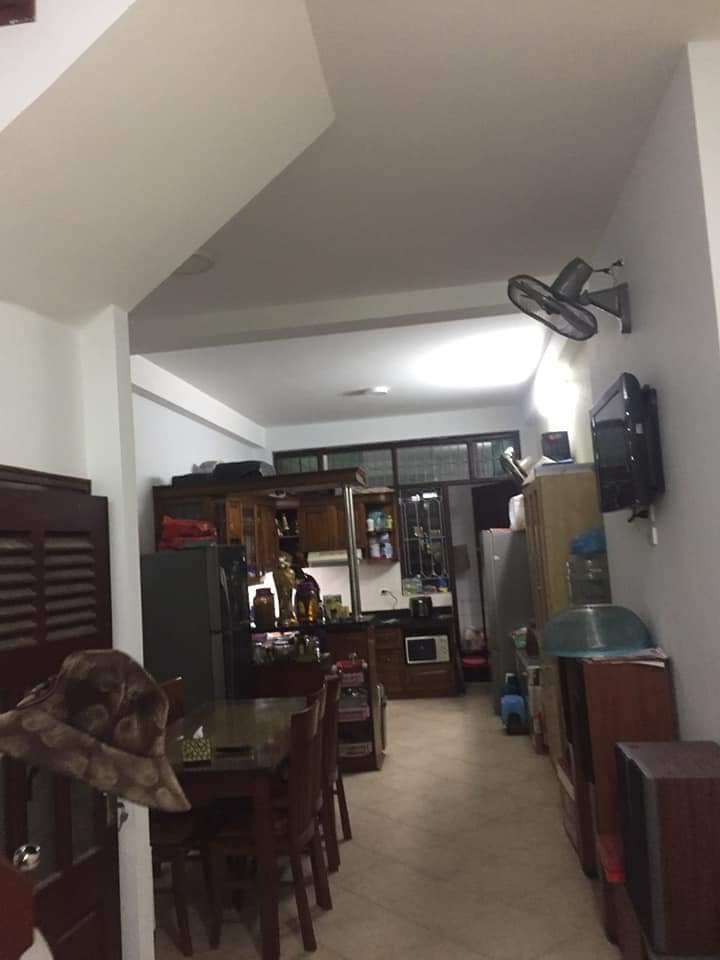 Bán gấp nhà ngõ 97m2, 4 tầng ở ngõ 91 Hoàng Quốc Việt. Giá 13.5 tỷ