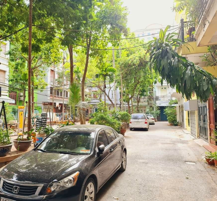 GIẢM CHÀO HƠN 3 TỶ GIA ĐÌNH CẦN BÁN NGAY NHÀ PHÂN LÔ MẶT TIỀN RỘNG, ĐỖ QUANG, NGUYỄN THỊ ĐỊNH, THÔNG HOÀNG ĐẠO THÚY