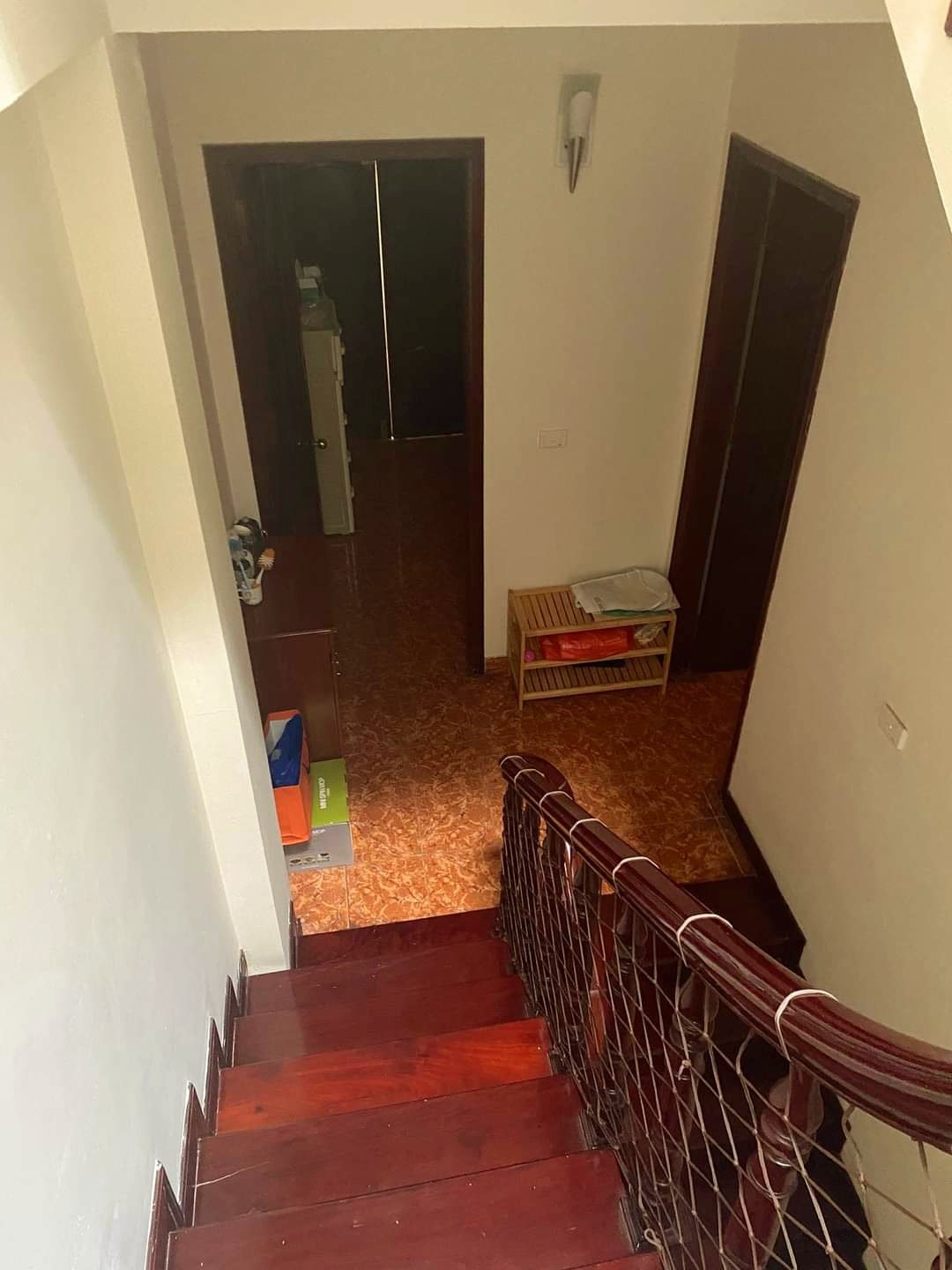 CẦN BÁN NGAY NHÀ GẦN MẶT PHỐ TRẦN QUỐC HOÀN, PHÂN LÔ, Ô TÔ CHẠY VÒNG QUANH, THÔNG SỐ CỰC ĐẸP.