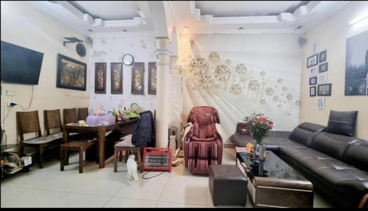 Bán nhà phố Nguyễn Xiển- Thanh Xuân 55M, 5 tầng, MT4m, giá 11.5 TỶ. Liên hệ: Trung Dũng 0983.833.999