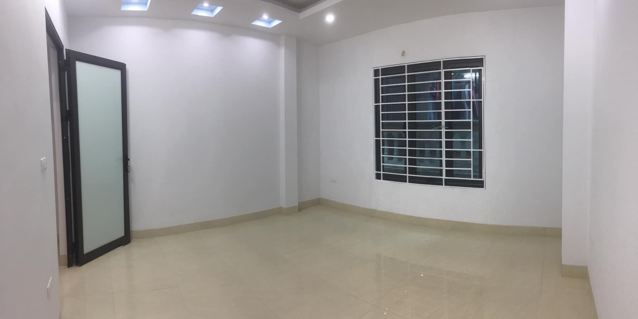 Cần bán mặt bằng kinh doanh dài hạn tại trung tâm thương mại Phú Lộc Plaza Tp. Lạng Sơn