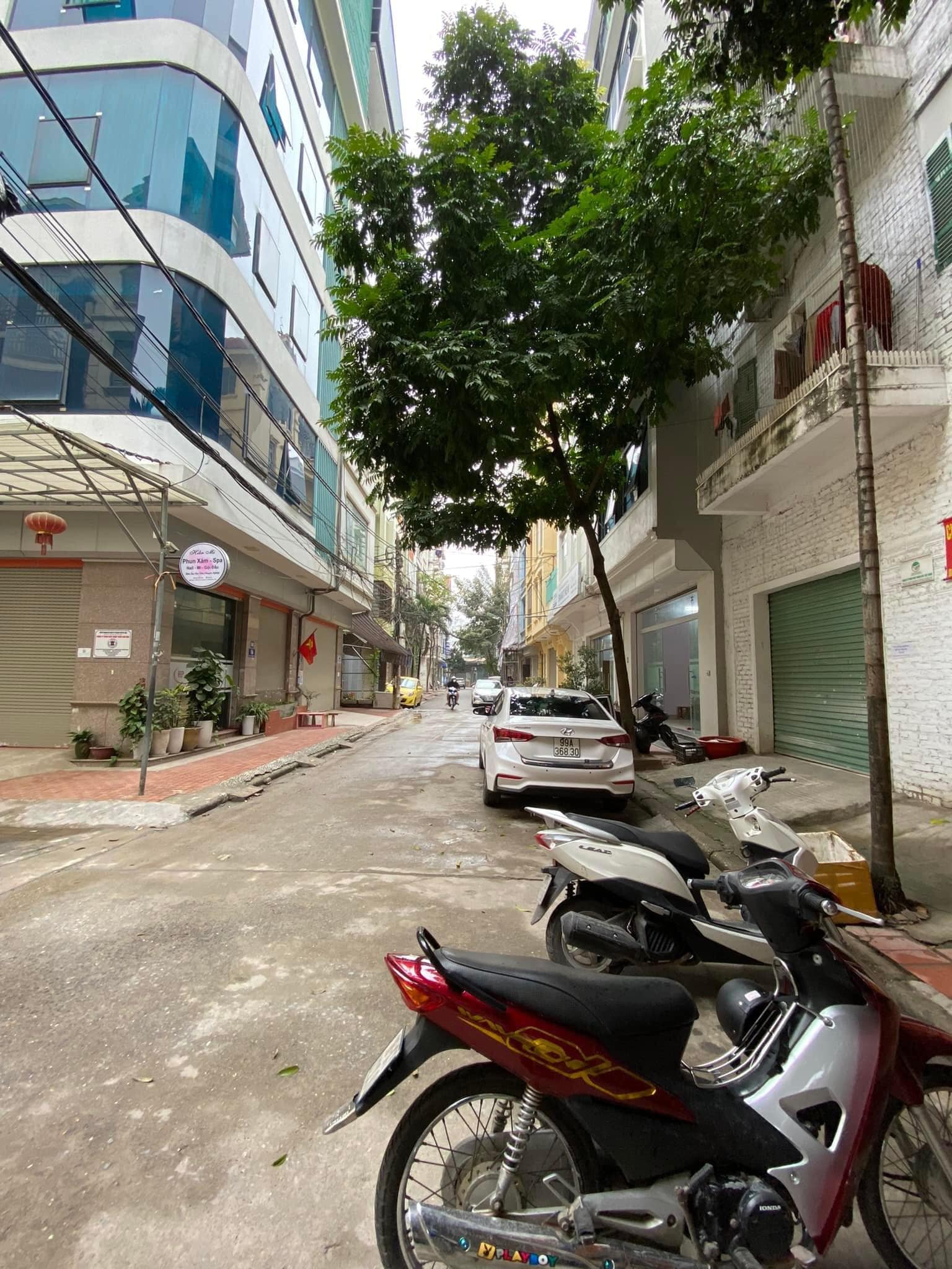 Bán nhà riêng ngõ 23 Nguyễn Khả Trạc, diện tích 160m2, 5 tầng, mặt tiền rộng 10.4m. Giá 44 tỷ