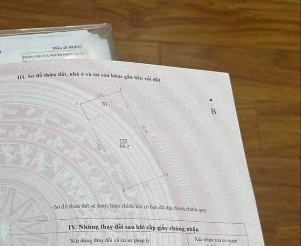 Bán toà CCMN ngõ 1002 đường Láng 70m2 5T 7.9 tỷ, 9P KK doanh thu 600tr