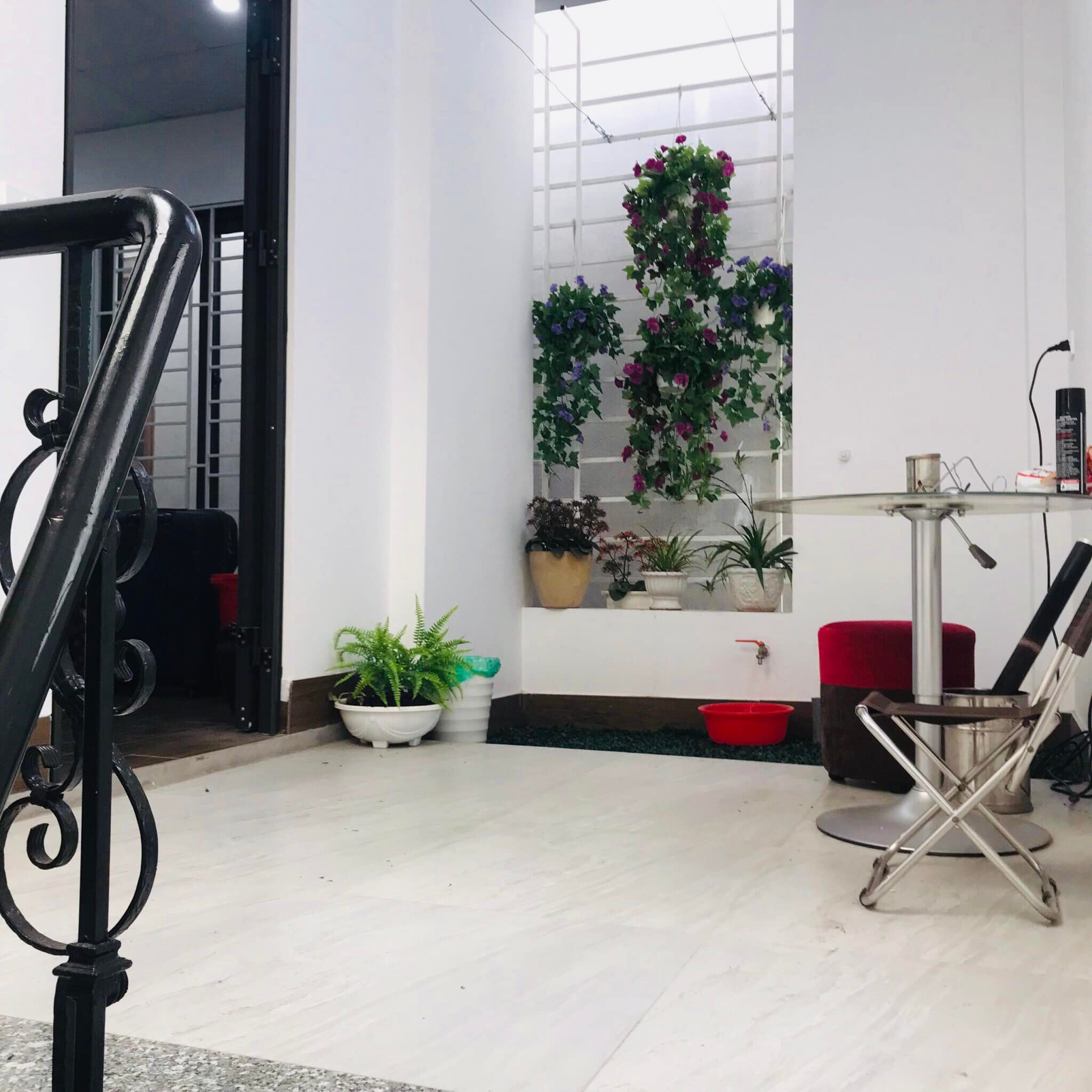 Nhà đẹp MINI phố Âu Cơ-Tây Hồ-chỉ 2.95 tỷ- 33M- 3 Tầng- MT 5.7m.