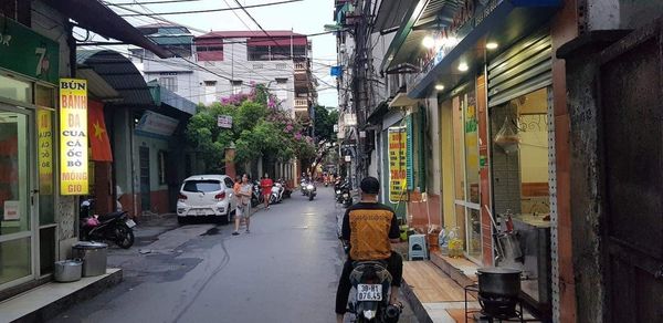 Bán đất tặng nhà riêng ngõ 76 Mai Dịch, 67m2. Giá 9.9 tỷ