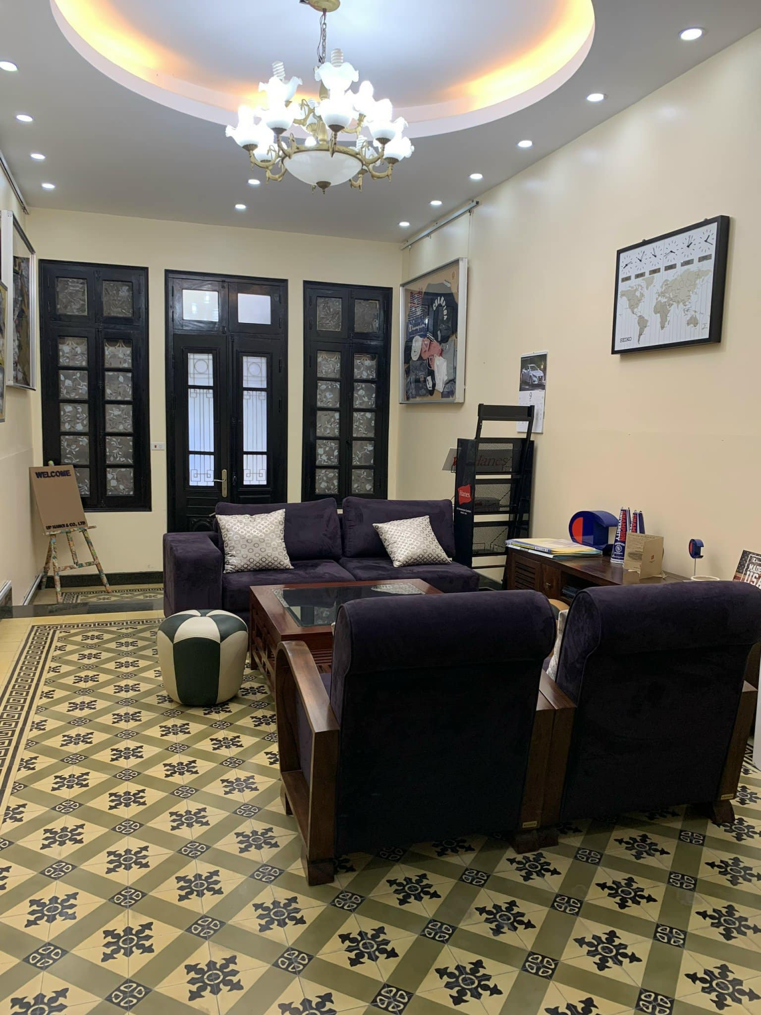 Mặt Tiền Rộng trên phố Lạc Trung, Hai Bà Trưng. DT rộng 67m2, Nhà 5 tầng