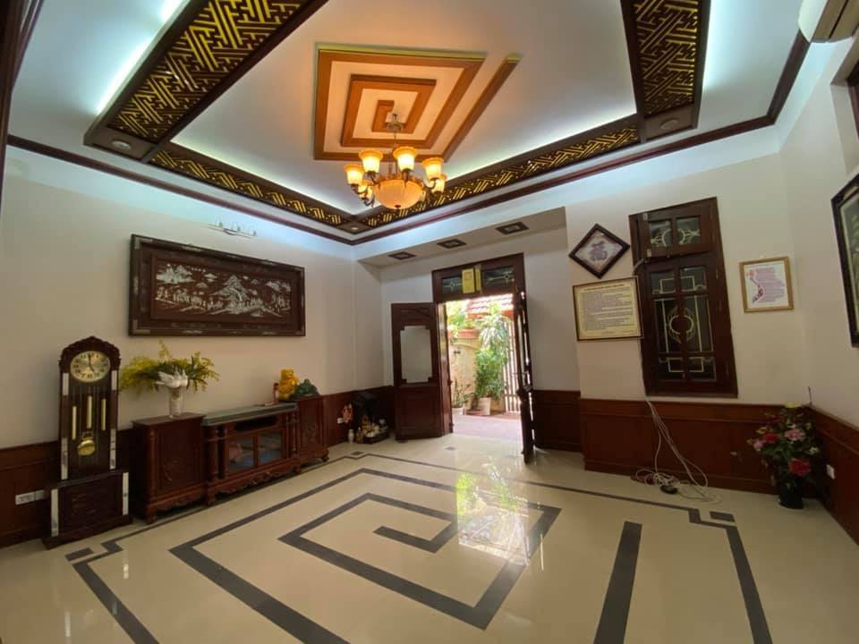 44 Lô A Liên Cơ có thang máy 110m2, 5 tầng. Mặt tiền 6m, nhà kiên cố - lô góc 3 thoáng. Giá 19 tỷ