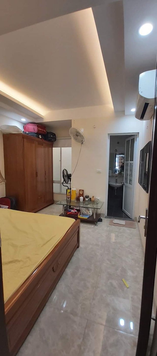 Bán nhà ngõ 217 Mai Dịch. Giá 12 tỷ. Diện tích lên đến 72m2 x 6 tầng