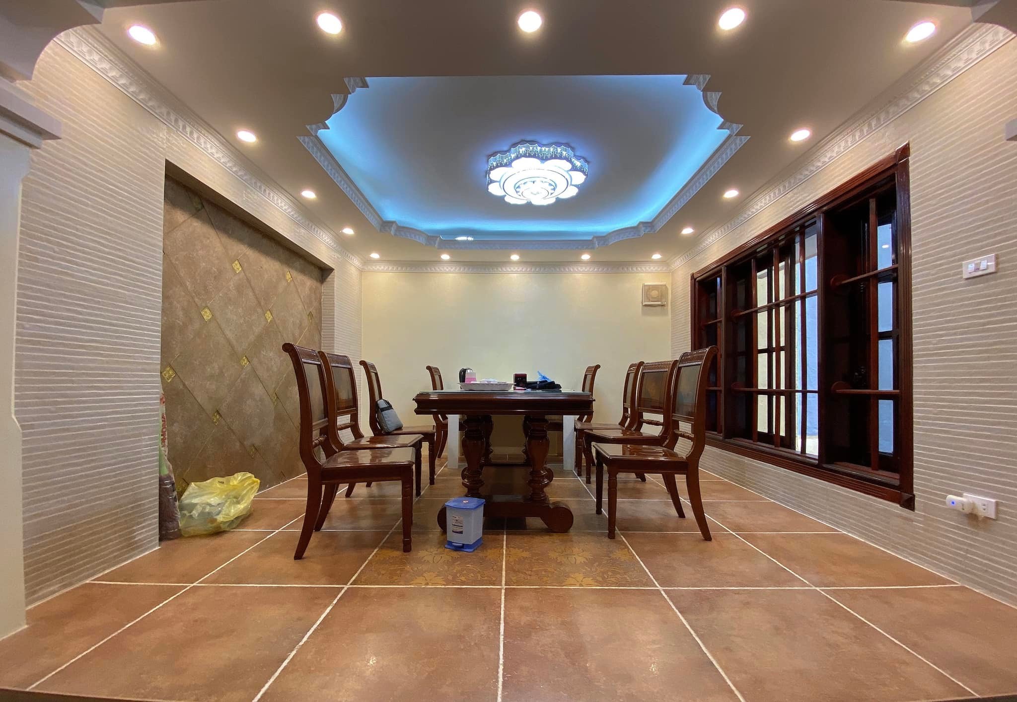 Cần Bán Nhà Hoàng Ngân - Cầu Giấy 55m, 5 Tầng, MT 5M Giá 6.95 tỷ.